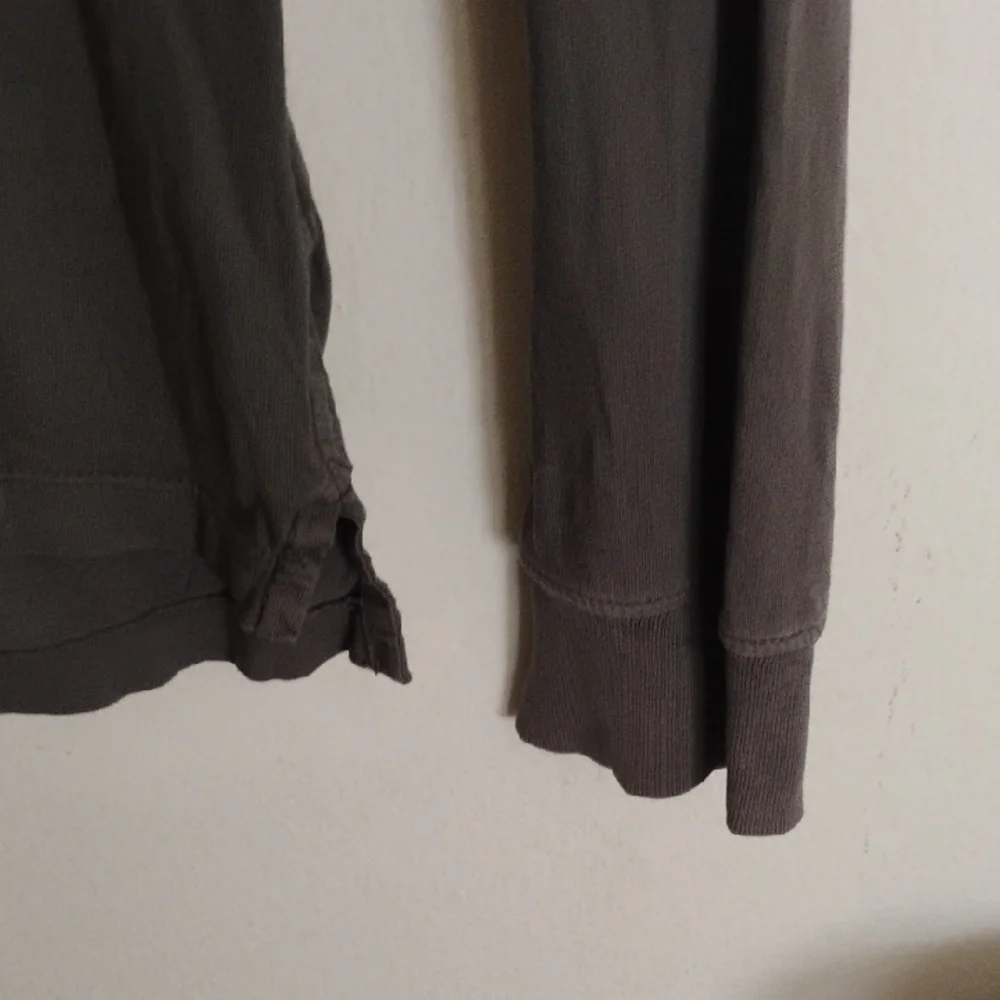 J. Crew Gray Long Sleeve  Soft Casual Fit Size Large